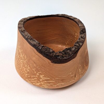 Alder Live Edged Bowl. Ref: IWT.018